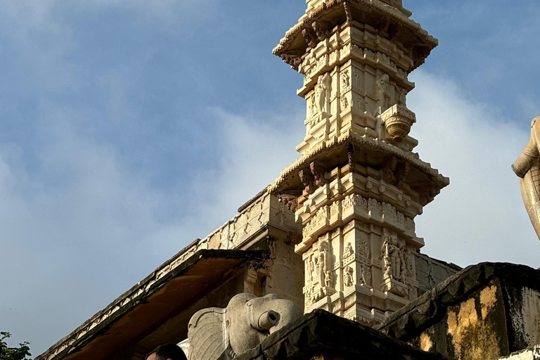 Jaipur: Passeio de bicicleta guiado pelo património de Amber com pequeno-almoçoCiclismo com café da manhã