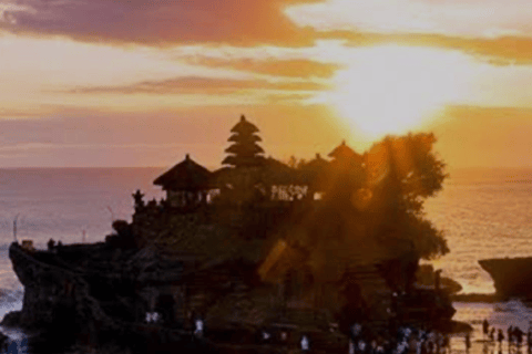 Private Tour with Lake Bratan and Tanah Lot Sunset Tanah Lot Sunset and Lake Bratan (not including tickets)