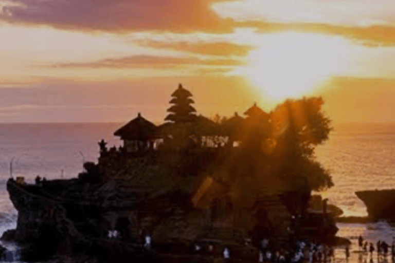 Private Tour with Lake Bratan and Tanah Lot Sunset Tanah Lot Sunset and Lake Bratan (not including tickets)