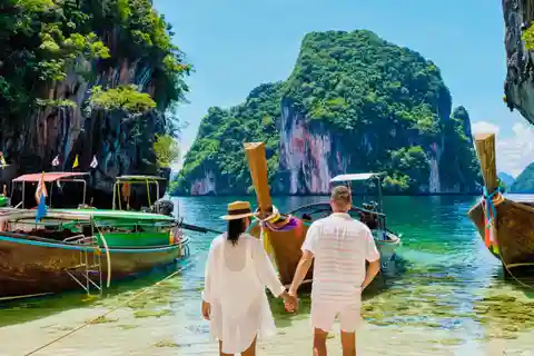 Krabi: Private Hong Island Schnorchel Tour mit dem Long-Tail Boot