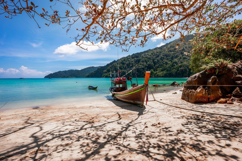 Khao Lak: Surinaamse eilanden snorkeltour met Moken dorp