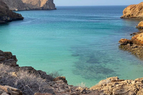 Muscat: Bandar Khairan Boat Trip with Snorkeling and Snacks