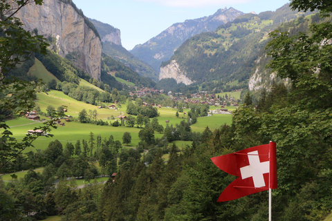 Interlaken: Hoogtepunten Tour met een lokale bewoner per privéautoRondleiding van 3 uur