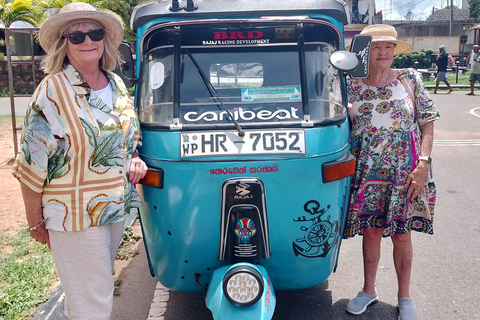 Negombo City Tour by Tuk Tuk with Boat Safari Negombo: Negombo City Tour by Tuk Tuk with Boat Safari