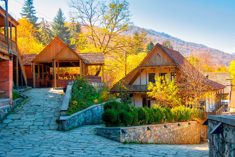 Tbilisi: Armenia Day Trip with Lake Sevan and Yerevan