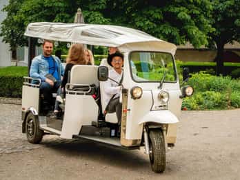 Tour privato dei luoghi più importanti TukTuk elettrico 1h15