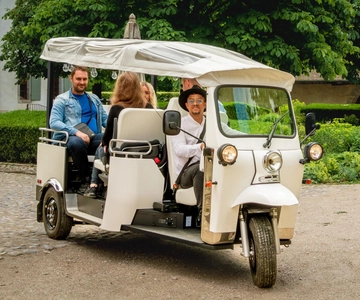 Private Highlights Top Places Tour Electric TukTuk 1h15