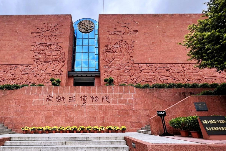 Guangzhou Iconic Sights City Explorer Tour by Public Transit