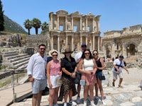 Kusadasi, Ephesus, House of Mary & Artemis Temple with Lunch - Housity