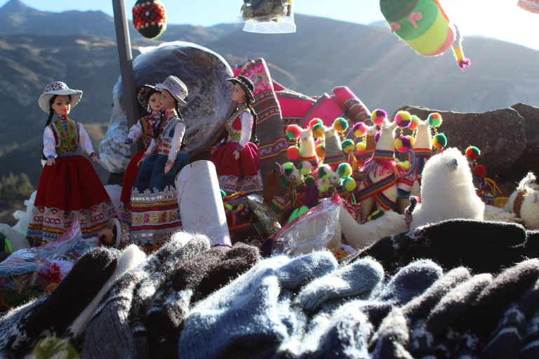 CANYON DEL COLCA CON GUIDA IN LINGUA INGLESE IN UN GIORNO DI TOUR