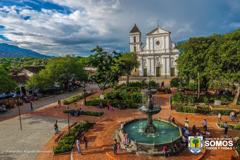 From Medellín: Santa Fe de Antioquia Heritage Day Trip