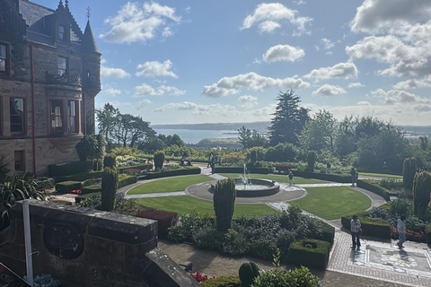 Belfast: Private Custom Tour with Driver and Guide