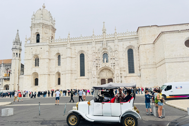 Lisbon: Private Tuk-Tuk Tour with Hotel/Cruise Port Pickup Whole City Tour