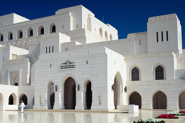 Discovering Muscat: A Half-Day Exploration of Oman's Capital