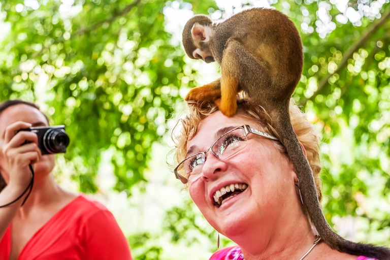 Punta Cana: Monkey Land Half-Day Safari Tour in German