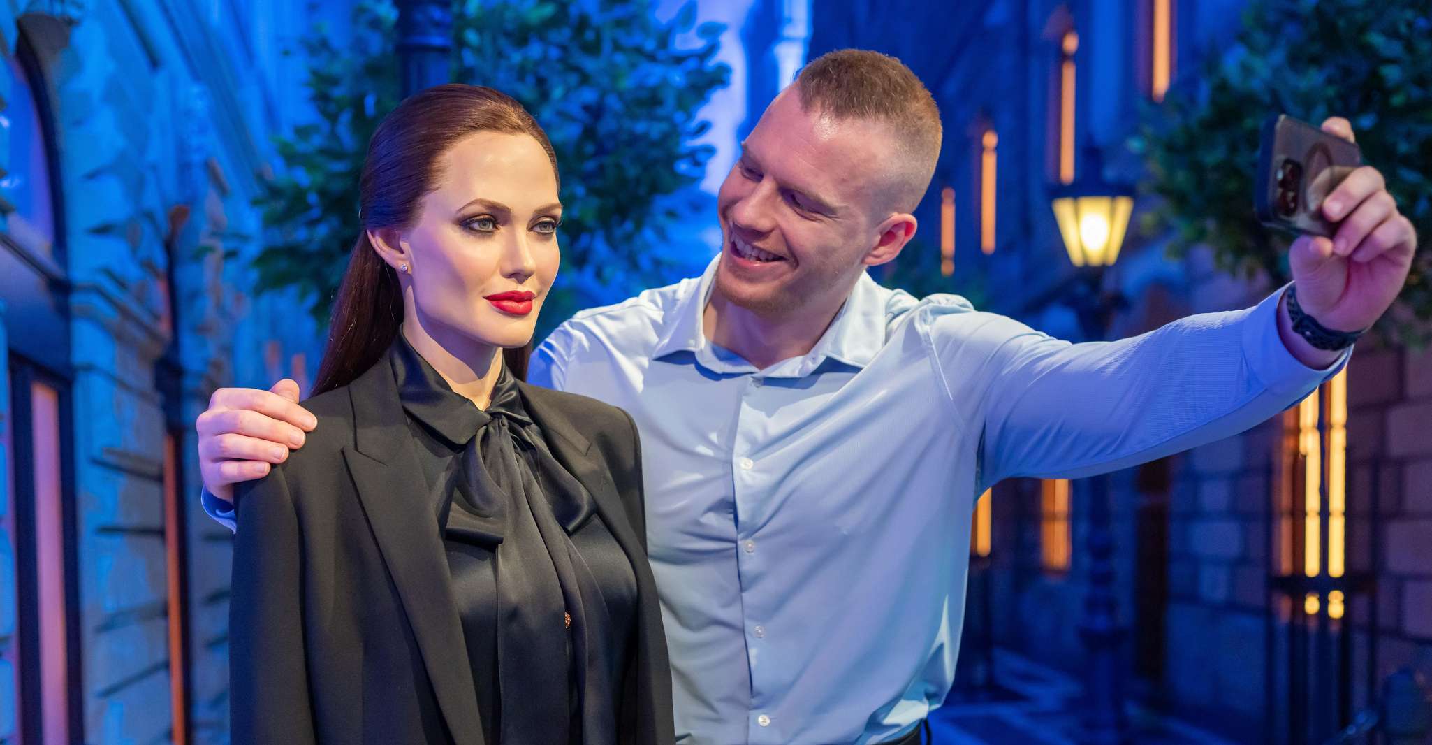 Budapest: Madame Tussauds Ticket + POP&ROLL Access photo 19