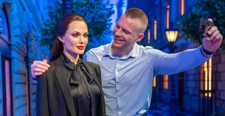 Budapest: Madame Tussauds Ticket + POP&ROLL Access photo 19