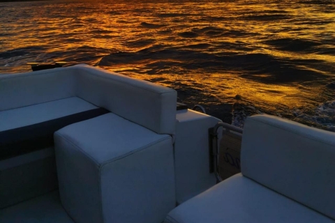 Au départ de Sorrente : bateau privé pour le coucher du soleil