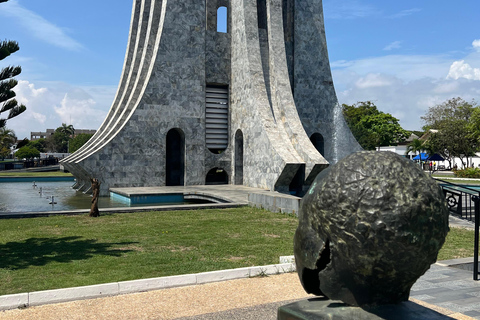 Accra City Tour: Historical Exploration &amp; Iconic Landmarks