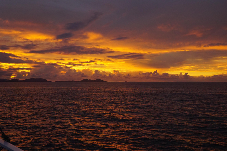 Labuan Bajo: Honeymoon Package Komodo Island Tour