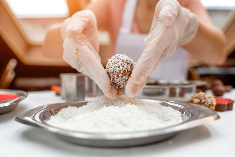 Chicago: Fun Chocolate Making Class With a Local Chef