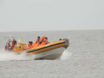 Lowestoft: Scenic Coastal Sightseeing