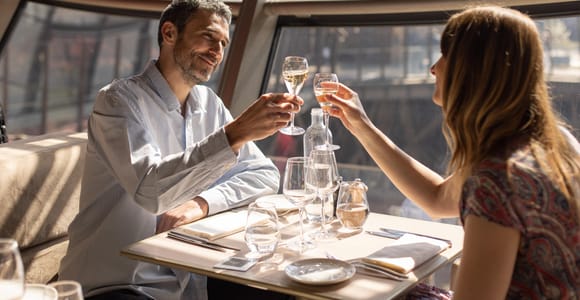 Paris: Madame Brasserie im Eiffelturm 3-Gänge-Lunch um 12 Uhr