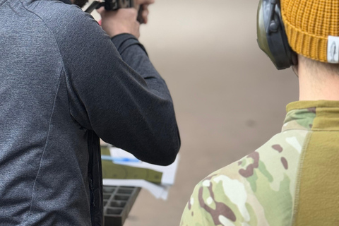 Poznań: Sport Shooting Range Experience with Instructor Package Basic