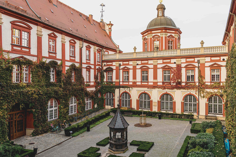 Wrocław: Old Town Highlights Private Walking Tour