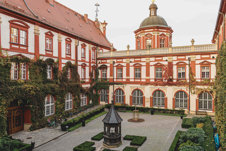 Wrocław: Old Town Highlights Private Walking Tour