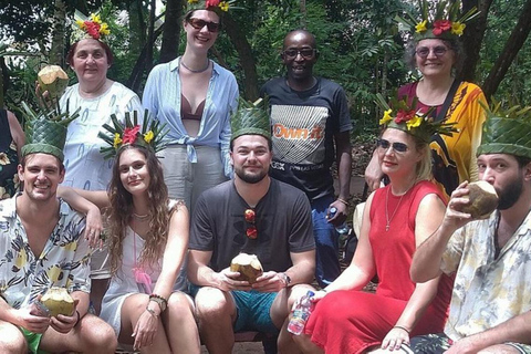 Zanzibar: tour delle piantagioni di spezie, Prison Island con giro in barcaTour privato con servizio di prelievo e rientro in hotel incluso