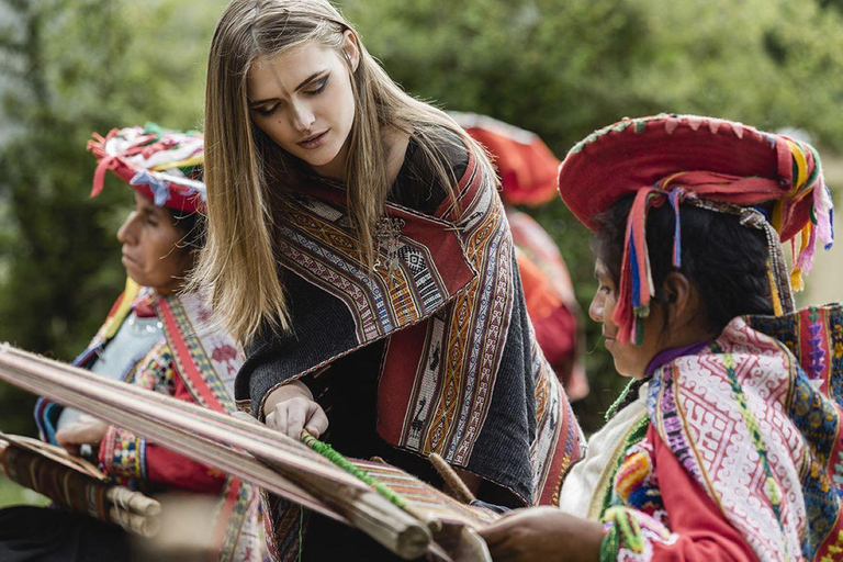 &quot;Da Cusco ad Awanakancha: l&#039;incontro con i camelidi andini&quot;