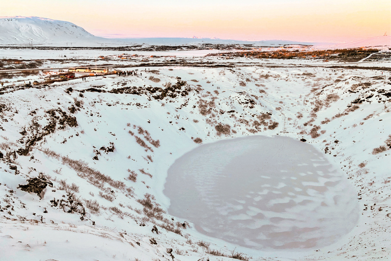 Reikiavik: tour de un día del Círculo Dorado y cráter KeriðTour con recogida en la parada de autobús 12