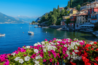 Lake Como: Shared Boat Tour with Prosecco Aperitif