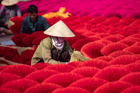 Hanoi: Quang Phu Cau Incense Village Photography Tour