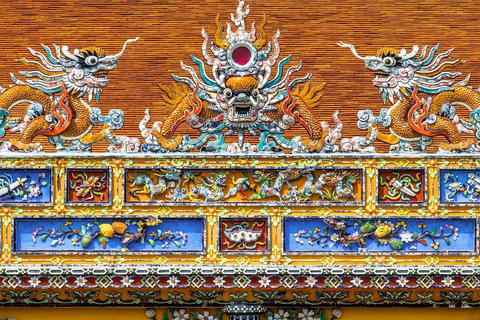 Discover Hue: Perfume River, Imperial Citadel, Royal Tombs Group Tour