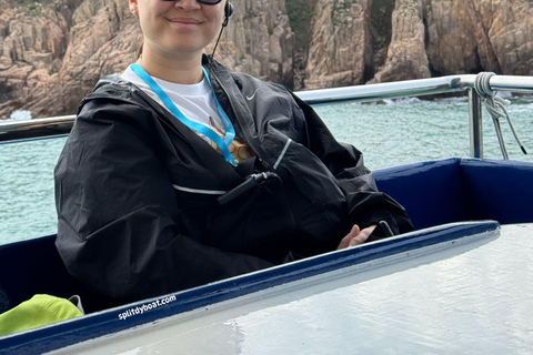 Tour in yacht del Geoparco UNESCO di Hong Kong: quattro archi marini e vulcanoTour in yacht del geoparco UNESCO di Hong Kong: quattro archi marini e vulcano