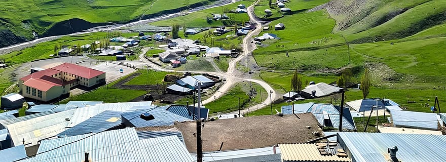 De Bakou au village de Khinaliq, Guba, Candy Cane, déjeuner fait maison