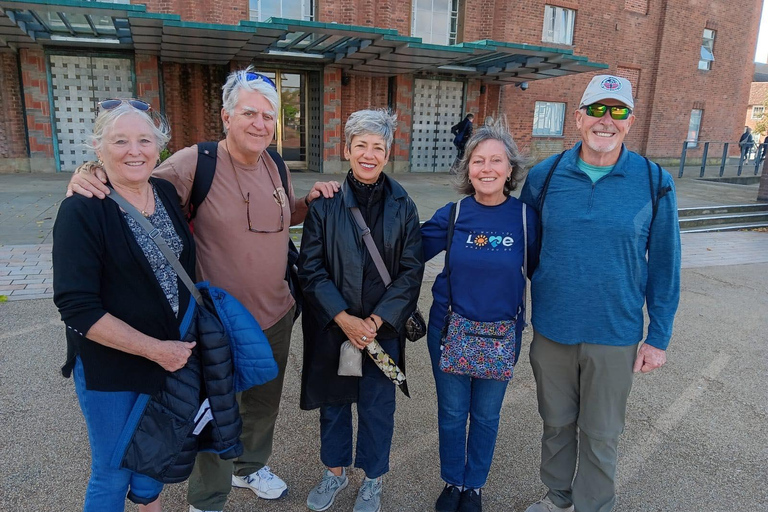 Stratford-Upon-Avon's Town Walking Tour (10:30am & 2pm) Stratford-Upon-Avon: Walking Tour with a Local Guide