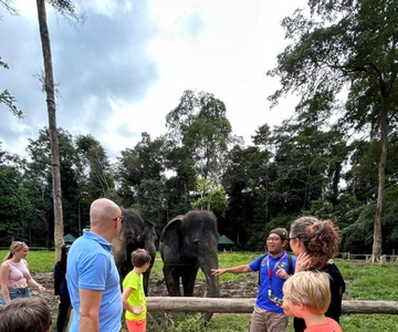 From Kuala Lumpur: Elephant Sanctuary Guided Tour