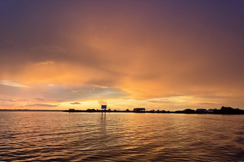 Melbourne Beach: Private Sunset Boat Tour at Sebastian Inlet