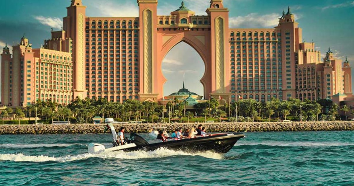 Dubai Marina: 1-Hour Luxury Sightseeing Speedboat Tour | GetYourGuide