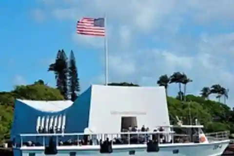 Excursión a Pearl Harbor Arizona y Missouri desde el Aeropuerto HNL