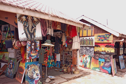 Kampala: Evening Walking Tour with Sunset at Gaddafi Mosque