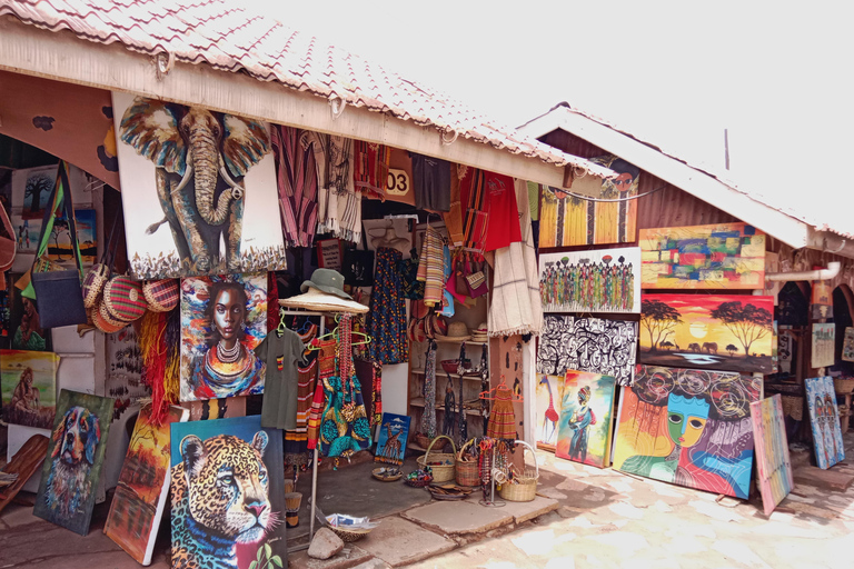 Kampala: Evening Walking Tour with Sunset at Gaddafi Mosque