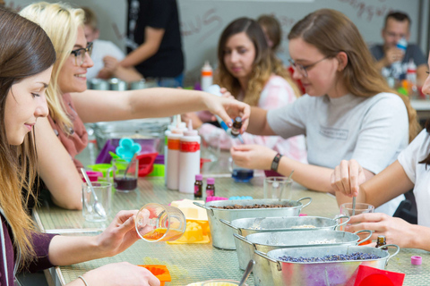 Bydgoszcz: Old Town Private Guided Tour & Soap Workshop Old Town Private Guided Tour & Soap Museum Visit (PL)
