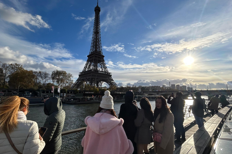 Paris: 1-Hour Seine Cruise departing from the Eiffel Tower