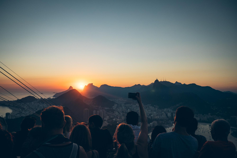 Rio: Sugarloaf Skip the Line Hiking &amp; Climbing TourGroup Tour: French Instructor