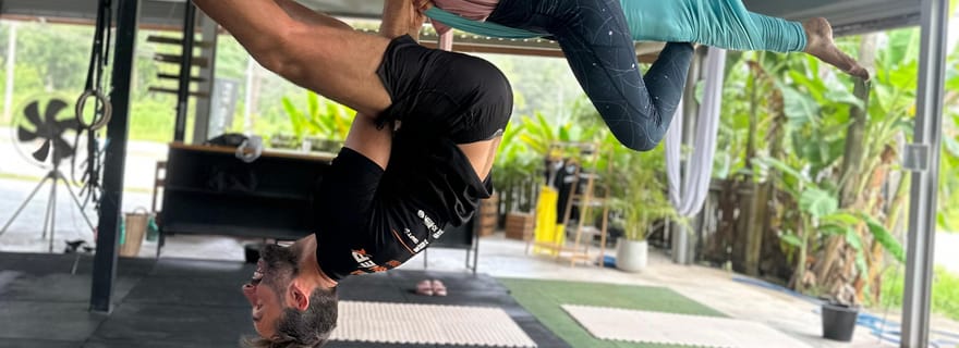 Koh Lanta : Cours de Yoga Aérien