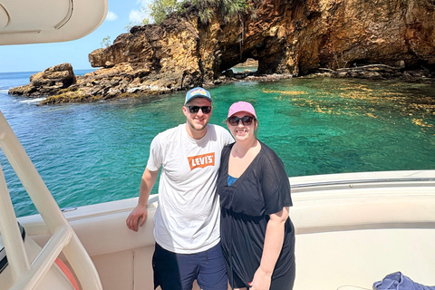 St. Lucia: Private Boat Tour with Snorkeling & Beaches
